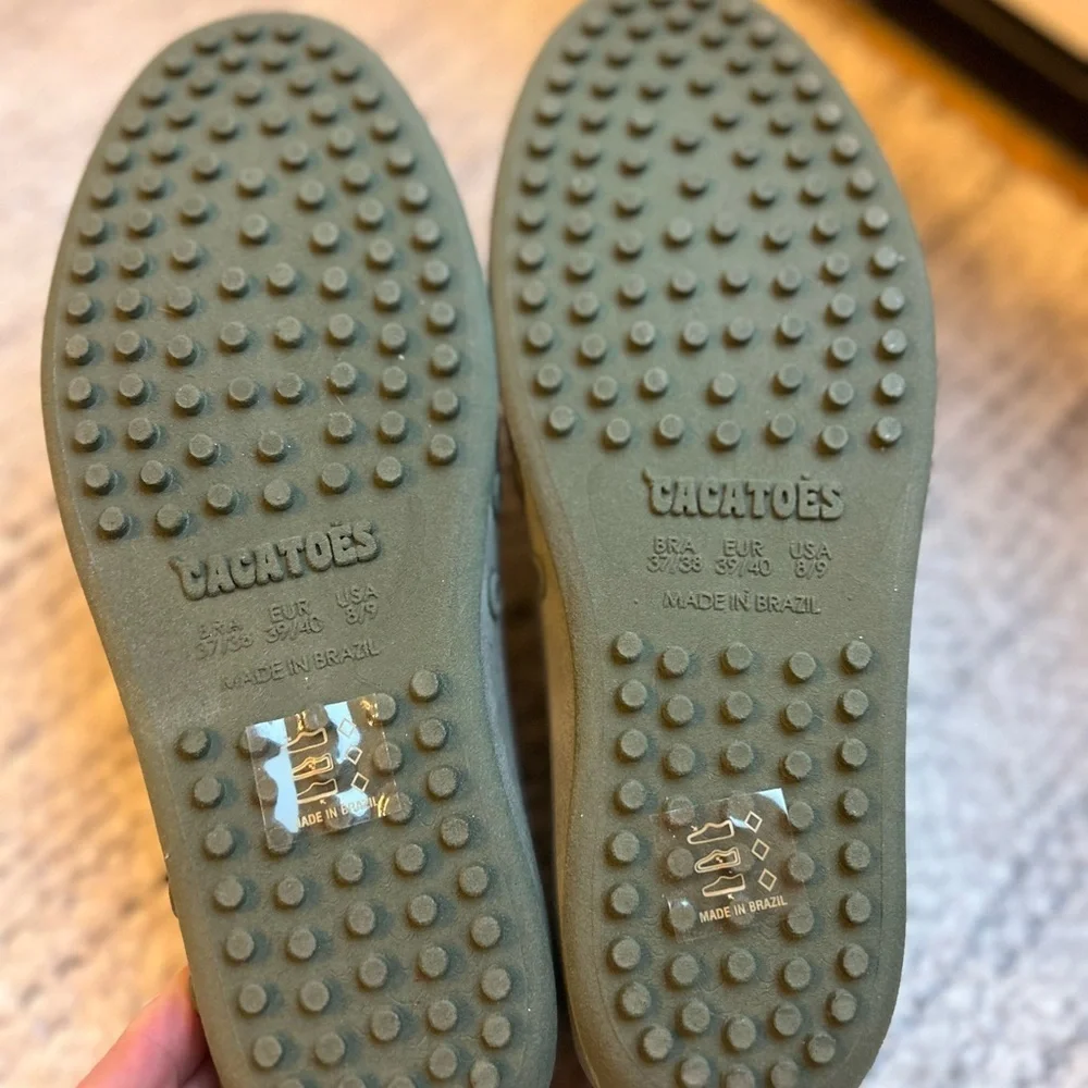NWOT Cacatoes Men’s Waterproof Rubber Loafers